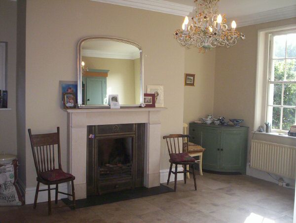 Breakfast_room_1.jpg
