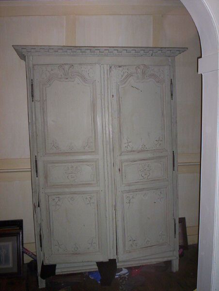 Wardrobe.jpg